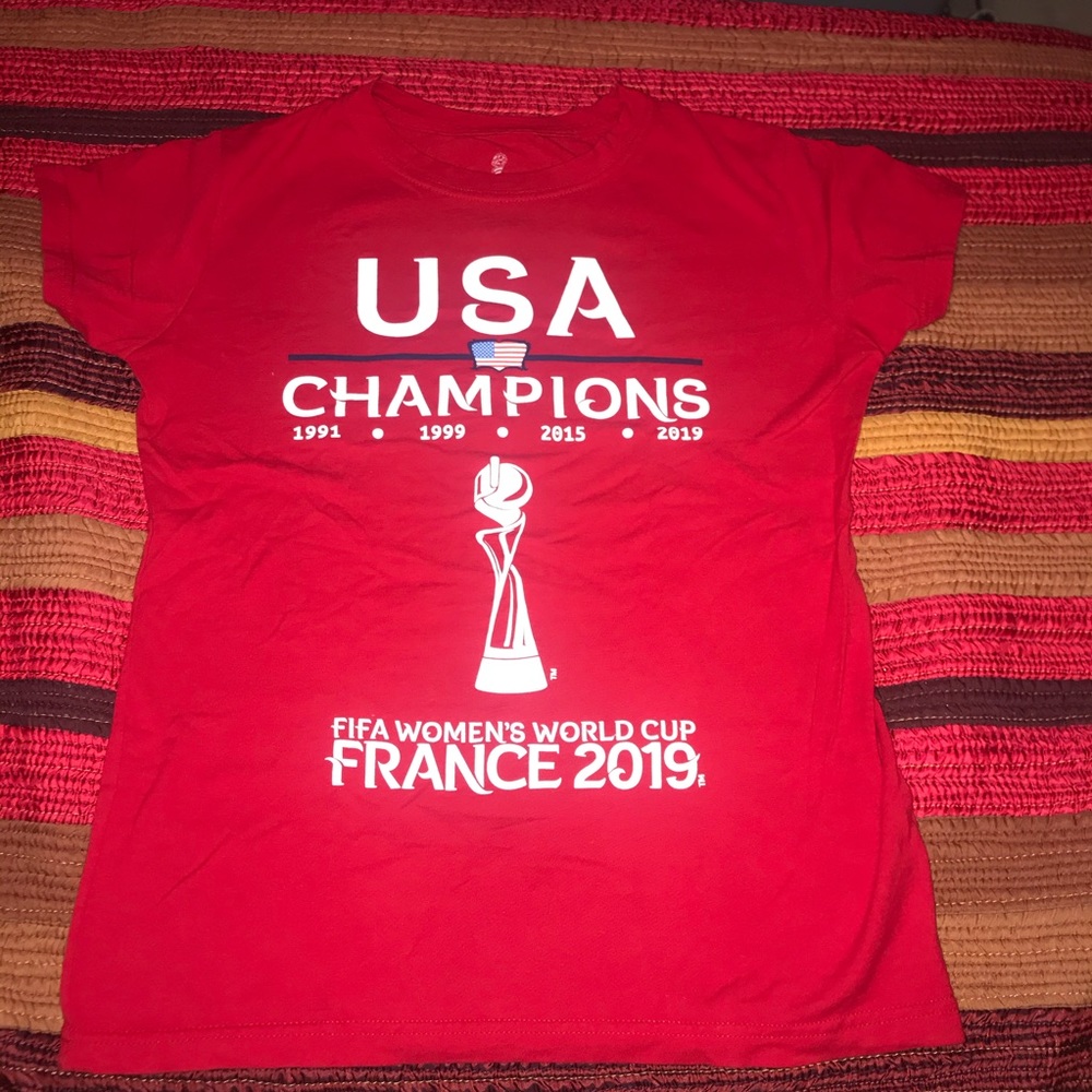 USA 🇺🇸 FIFA Women’s World Cup Champion T-shirt